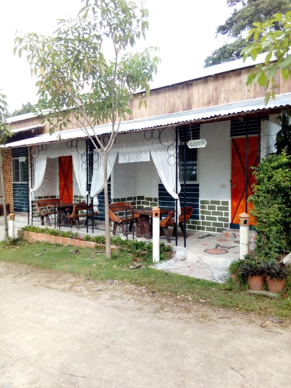 Khunkhao Tamnanprai Resort Suan Phueng Exterior photo